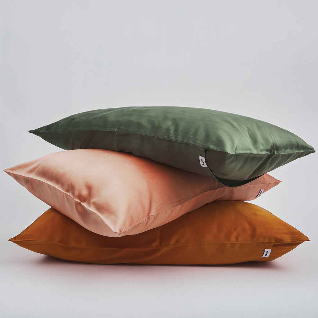 NIDRA Face Saver Case - Organic 'Peace' Silk Pillowcase